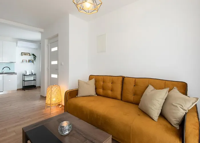 Apartment Anika* Brand New And Close To Beach