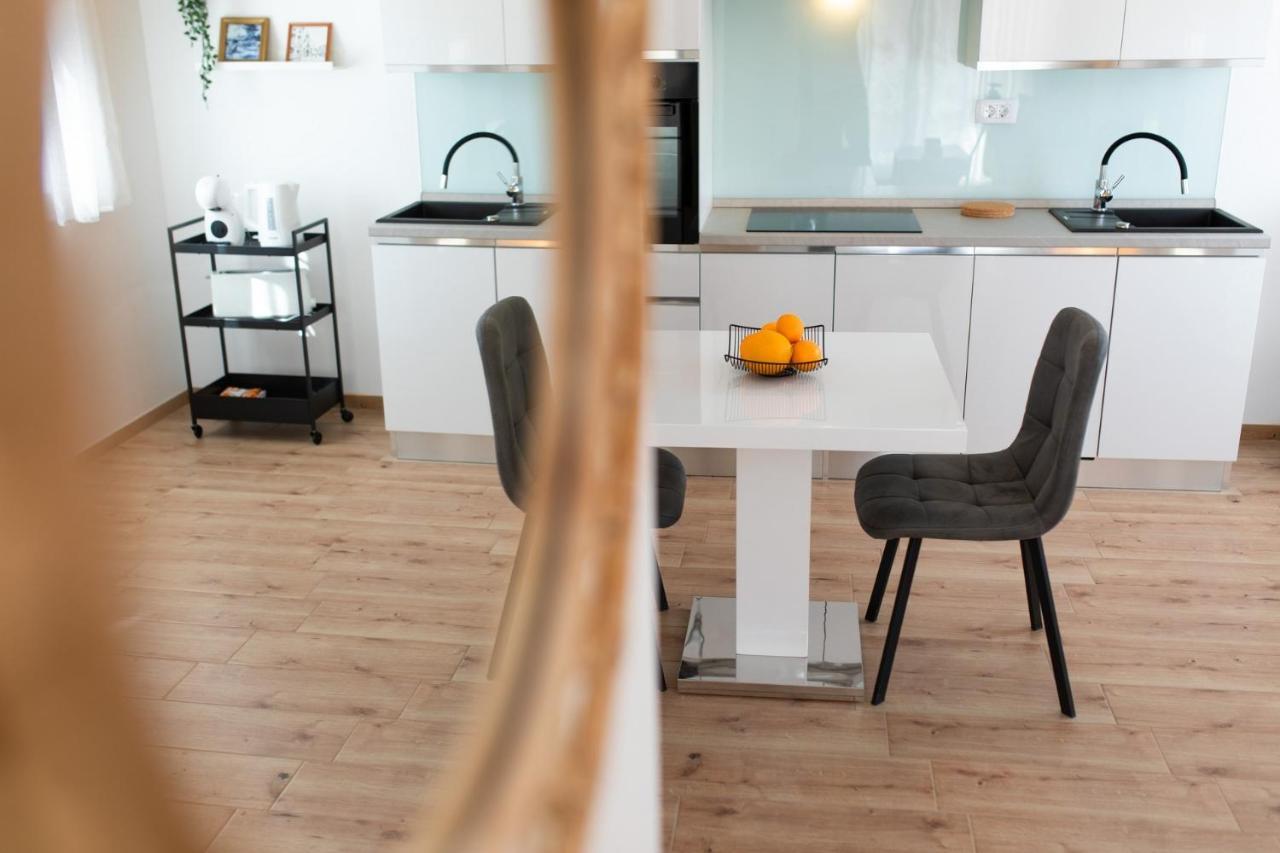 Apartment Anika* Brand New And Close To Punat